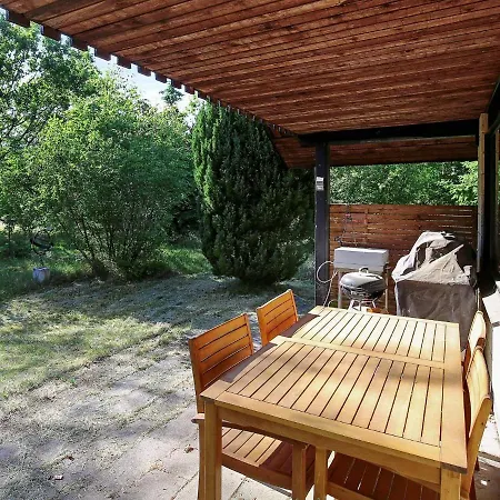 Charming Holiday Home In Zealand With Roofed Terrace Dom wakacyjny Højby