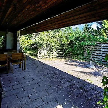 Charming Holiday Home In Zealand With Roofed Terrace Dom wakacyjny Højby