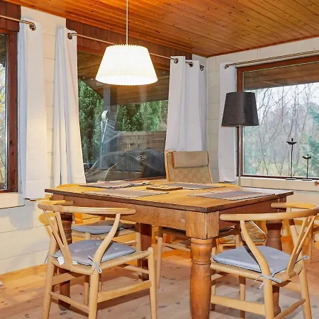 Charming Holiday Home In Zealand With Roofed Terrace Dom wakacyjny Højby